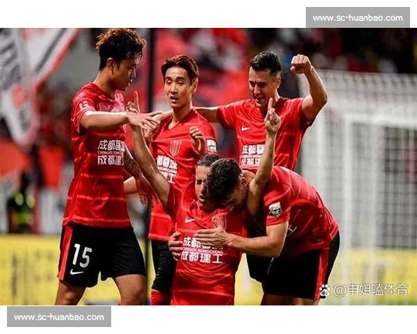 上港恒大焦点对决比分揭晓海港强势取胜引爆争冠格局热议球迷沸腾